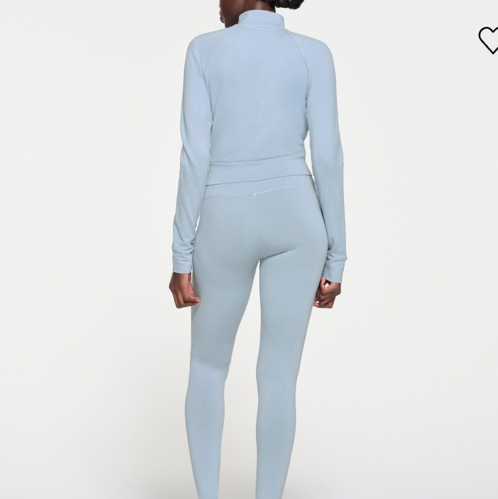 SKIMS Light Blue Zip-Up Jacket - Picture 4 of 6